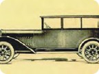 21/60 PS Limousine (1924) + 21/50 PS Daten

21/50 PS leider ohne Bild, ist aber Baugleich. Modelle sind nicht bekannt.
Opeldaten:
21/50 PS: 1921-1923, Motor 5,6l mit 60 PS bei 85 km/h, keine Preisangabe
21/60 PS: 1924, Motor 5,6l mit 60 PS bei 85 km/h ab 13.000 GM = DM = 6.670 Euro.
Karosserievarianten: offener 6- bis 7-sitzer
Limousine
Längen in mm: 5300