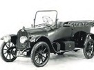 5/12 (5/14) PS Viersitzer (1916 - 1920)
Das Bild zeigt den offenen Viersitzer mit dem Beinamen "Puppchen". Modelle sind keine bekannt.
Opeldaten:
1916-1920, Motor 1,5l mit 14,5 PS bei 55 km/h ab 5.300 Mark = DM = 2.720 Euro.
Preis 1920: ab 101.000 Mark.
Karosserievarianten: Zweisitzer, offener Viersitzer; Längen in mm: 3700