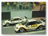Astra G DTM 2001 Bild 3
Zum Modell:
Hersteller: Minichamps
hinten: Mamerow 1.632 mal KW 48/2001 (400014820)
vorne: Haupt 1.728 mal KW 48/2001 (400014817)
Zum Original:
Beide mußten ihre Rennen im Vorjahrsauto bestreiten. Haput für das Opel-Euroteam und Mamerow für das eigene Team-Mamerow-Racing