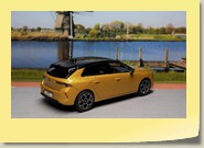 Astra L Limousine Bild 1c

Hersteller: Norev (OC11630)
kultgelb, Auflage ???, August 2022 (Opel-Shop)