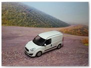 Combo D Kastenwagen Bild 2a
Hersteller: NOREV (OC10050)
polarweiss Auflage ??? 04 / 2013