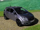 Corsa D Umbau 5-türer Bild 2/1
Dieser 5-türige Corsa wurde in fliedermetallic umlackiert, Felgen in glanzschwarz und Nummernschilder wurden angebracht.