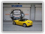GT Roadster Bild 7b

Hersteller: Schuco (04775)
solargelb Auflage 1000 Mai 2008