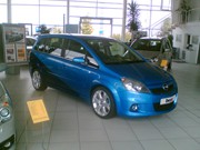 Mein Zafira B OPC (09/2006 - Heute)
Anfangs sogar Blickfänger meines damaligen Autohauses.