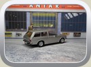 Kadett C2 Caravan 1977 Bild 2b
Hersteller: Minichamps (400048111)
astrosilber 1008 Stück KW20 / 2013