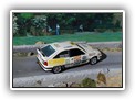 Kadett E Rallyeversion 1992 Bild 1b
Hersteller: Umbau Basis Mikro. Die Decals habe ich mir besorgt und so eine seltene Rallyeversionen geschaffen. Der Fahrer war Veit. Beifahrer 1992 war Weiss. Gefahren wurde auf der italienische Rallye Citta di Bassano. Andere Räder und Sportauspuff wurden noch angebracht.