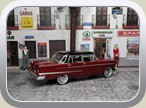 Kapitän P2 Limousine Bild 11b

Hersteller: IXO
rubinrot / schwarz 1000 mal
für modelcarworld Mitte 2012