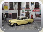 Kapitn P2 Limousine Bild 7a

Hersteller: Minichamps (430040006)
saharagelb / charmonixweiss 1.200 mal KW43 /06