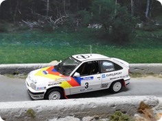 Kadett E GSI Rallyversion 1988 von IXO
