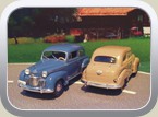 Olympia 1951 Limousine Bild 3

Hersteller: Minichamps
Beige 1.008 mal KW 36/07.

Hersteller: IXO (Opel-Sammlung Nr. 6)
blau Auflage unbekannt 03/11