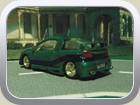 Tigra A Extremtuning Bild 4
Dieser Tigra wurde rundum veredelt. Front- , Heckschürze, Seitenschweller, Heckflügel und Auspuffrohre sind Eigenanfertigungen. Am Seitenschweller habe ich noch je ein Lüftungsloch angebracht. Dieser Umbau soll ein bisschen an Fast-and-the-furios-Style erinnern. Leider sind die Farben hier nicht gut zu erkennen, lackiert wurde in blaugrün Diamanteffekt und Blaulilametallic. Auch der Innenraum wurde der Karosserie farblich angepasst und auf der Heckablage ein silberner Opel-Blitz aufgemalt.
