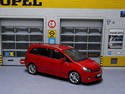 Zafira B OPC Bild 3

Hersteller: Minichamps (400045300)
magmarot Auflage 1008 Stück KW36 /2007