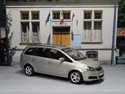 Zafira B1 Bild 5a

Hersteller: Minichamps (400045400)
pannacotta ohne Panoramadach KW29 /2007 Auflage 1008.